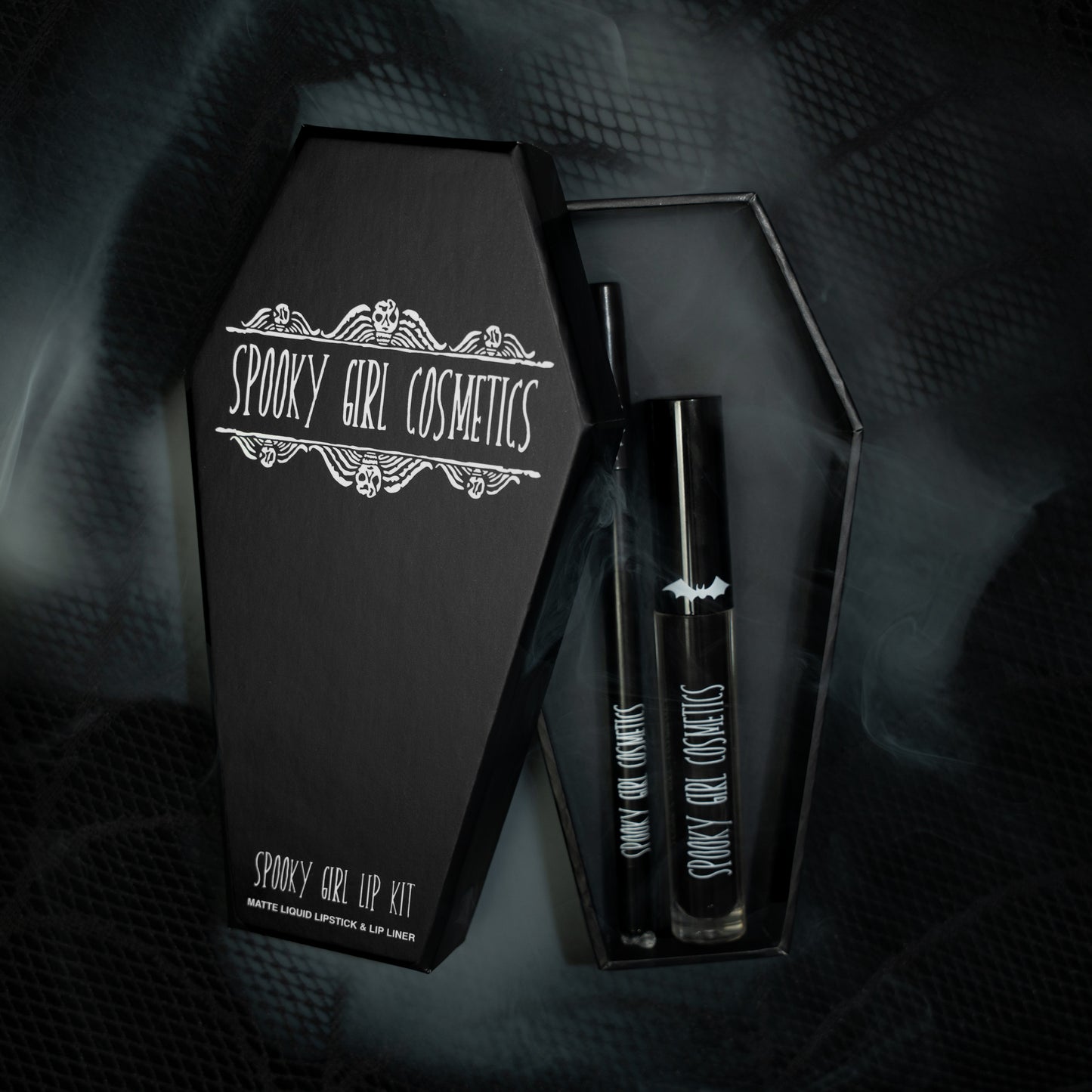 NEW! SPOOKY GIRL LIP KIT