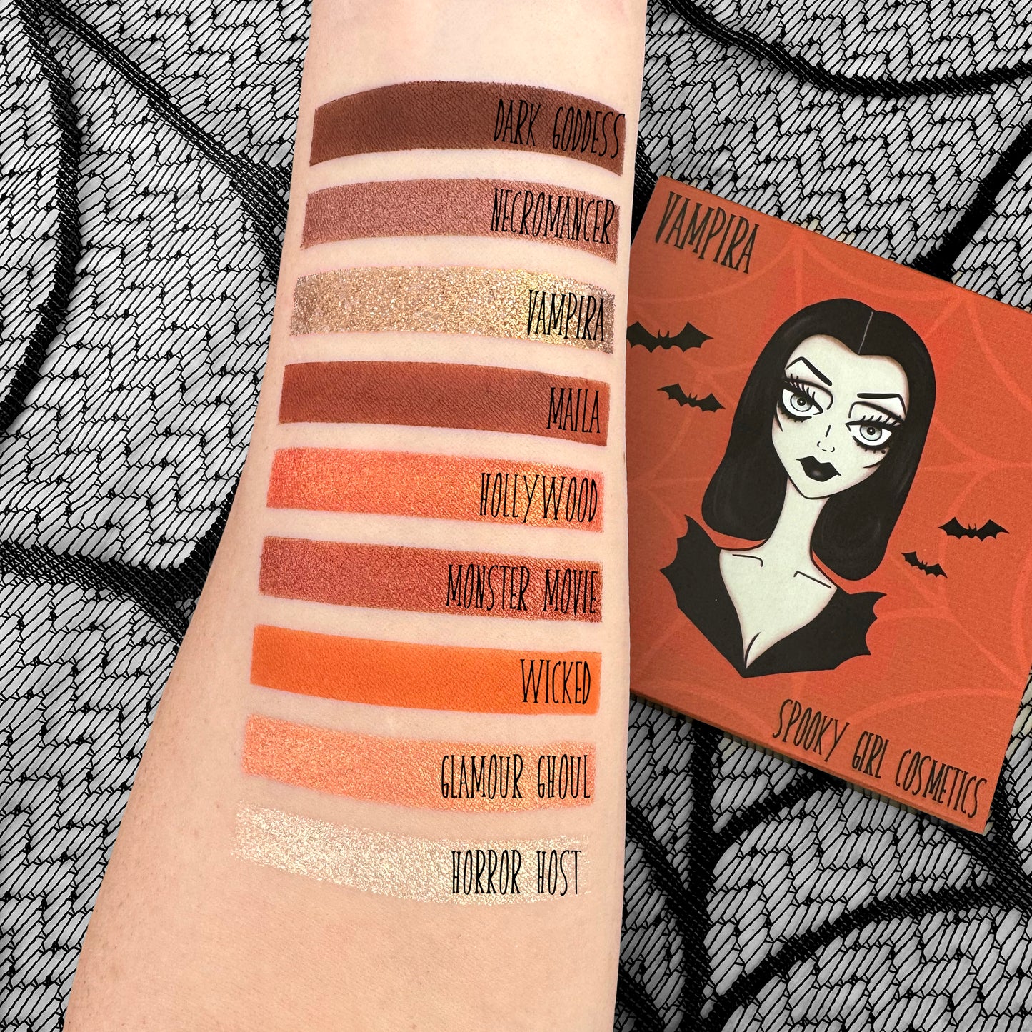 NEW! VAMPIRA PALETTE